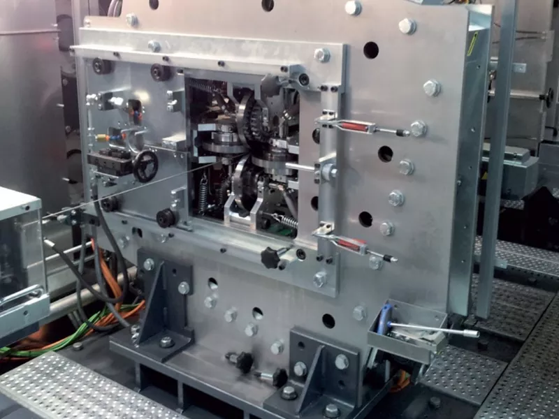 ဘယ်လုပ်ငန်းတွေမှာ အသုံးပြုတဲ့ Profile Rolling Machine တွေလဲ။